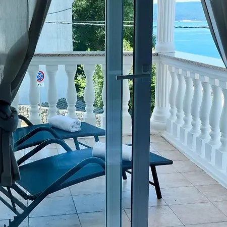 Сasa de vacaciones Haus In Mit Gemeinschaftlichem Pool By Interhome
