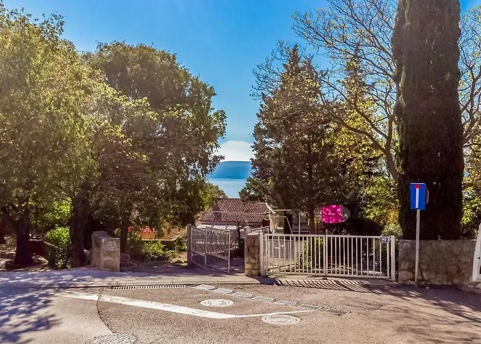 Haus In Mit Gemeinschaftlichem Pool By Interhome 펜션 드라말리