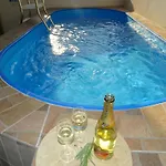 Haus In Mit Gemeinschaftlichem Pool By Interhome دْغاماي